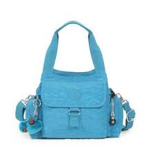 開(kāi)元女裝產(chǎn)品圖片 開(kāi)元女裝店鋪裝修圖片